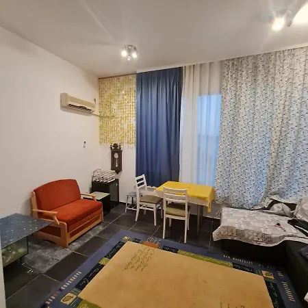 Apartment Private Amrit